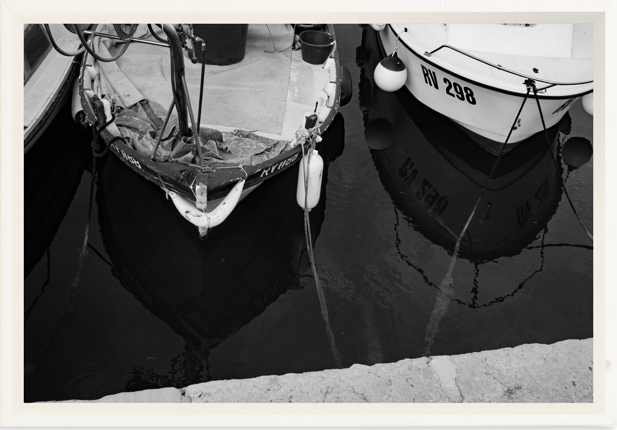 #Framed Canvas_12x8"_White