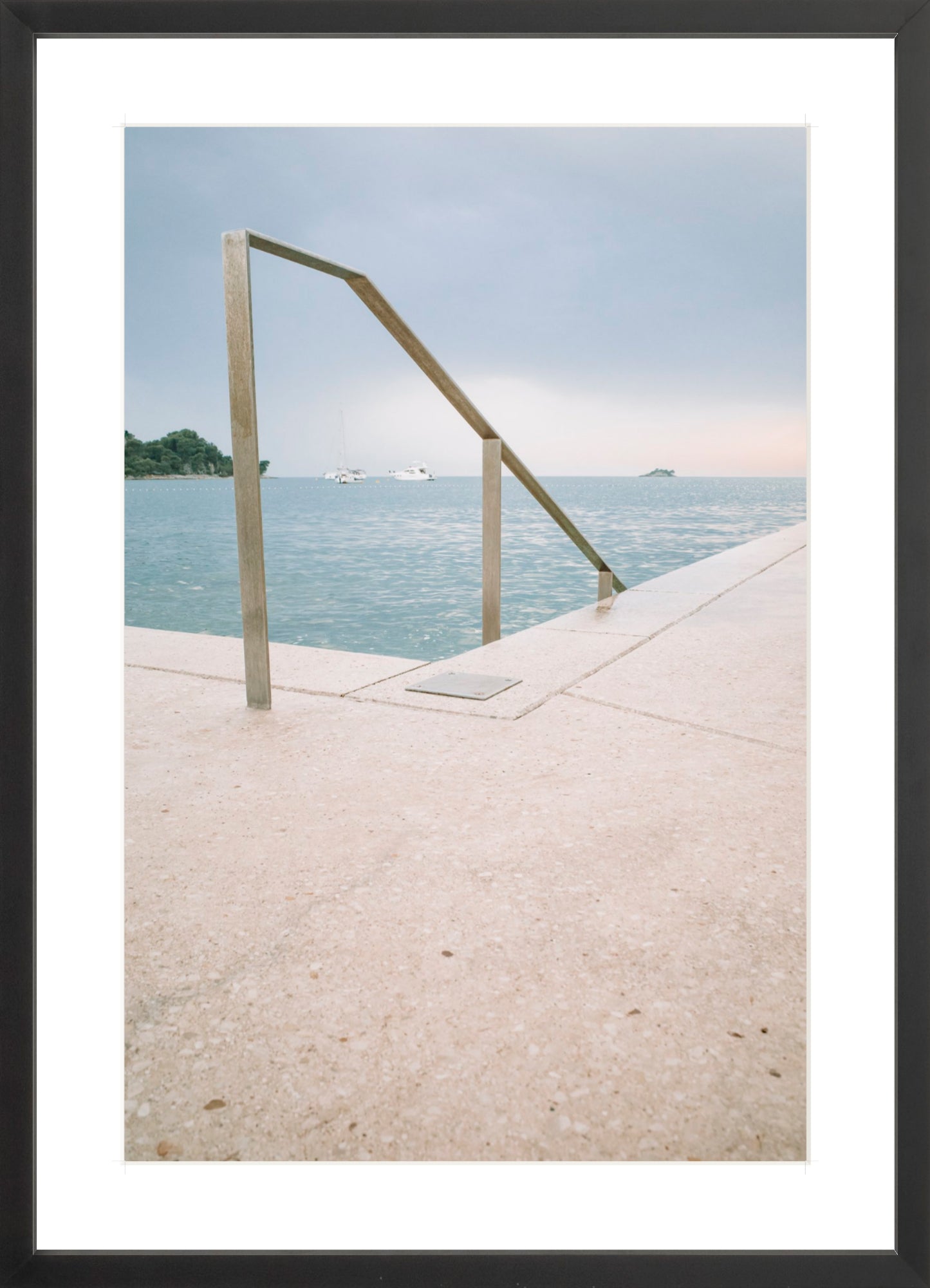 #Framed Print_16x24"_Black