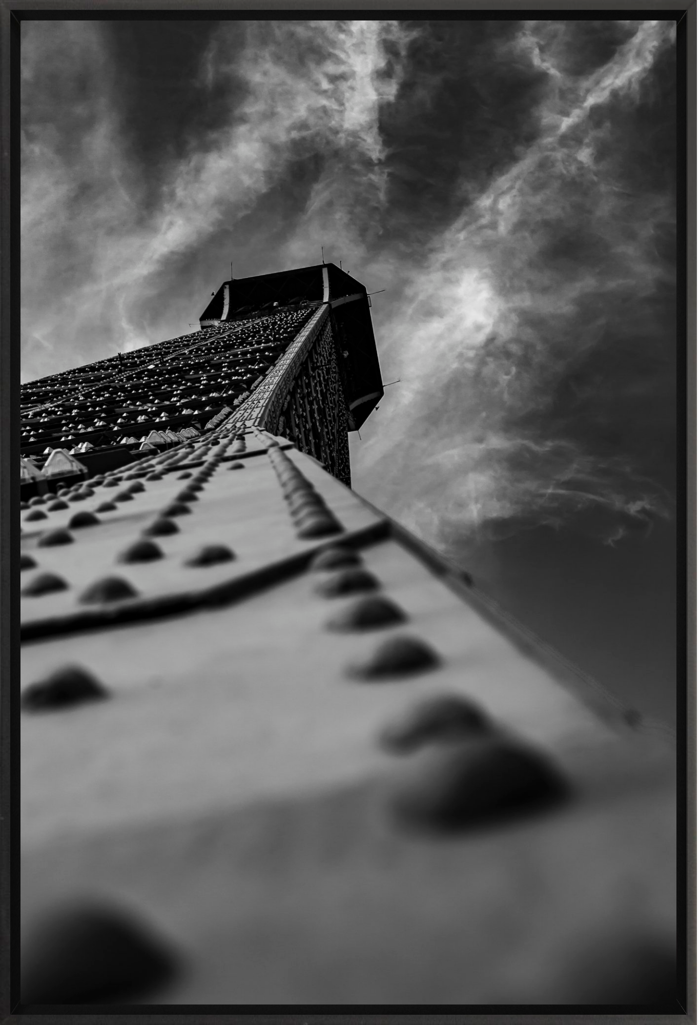 #Framed Canvas_16x24"_Black