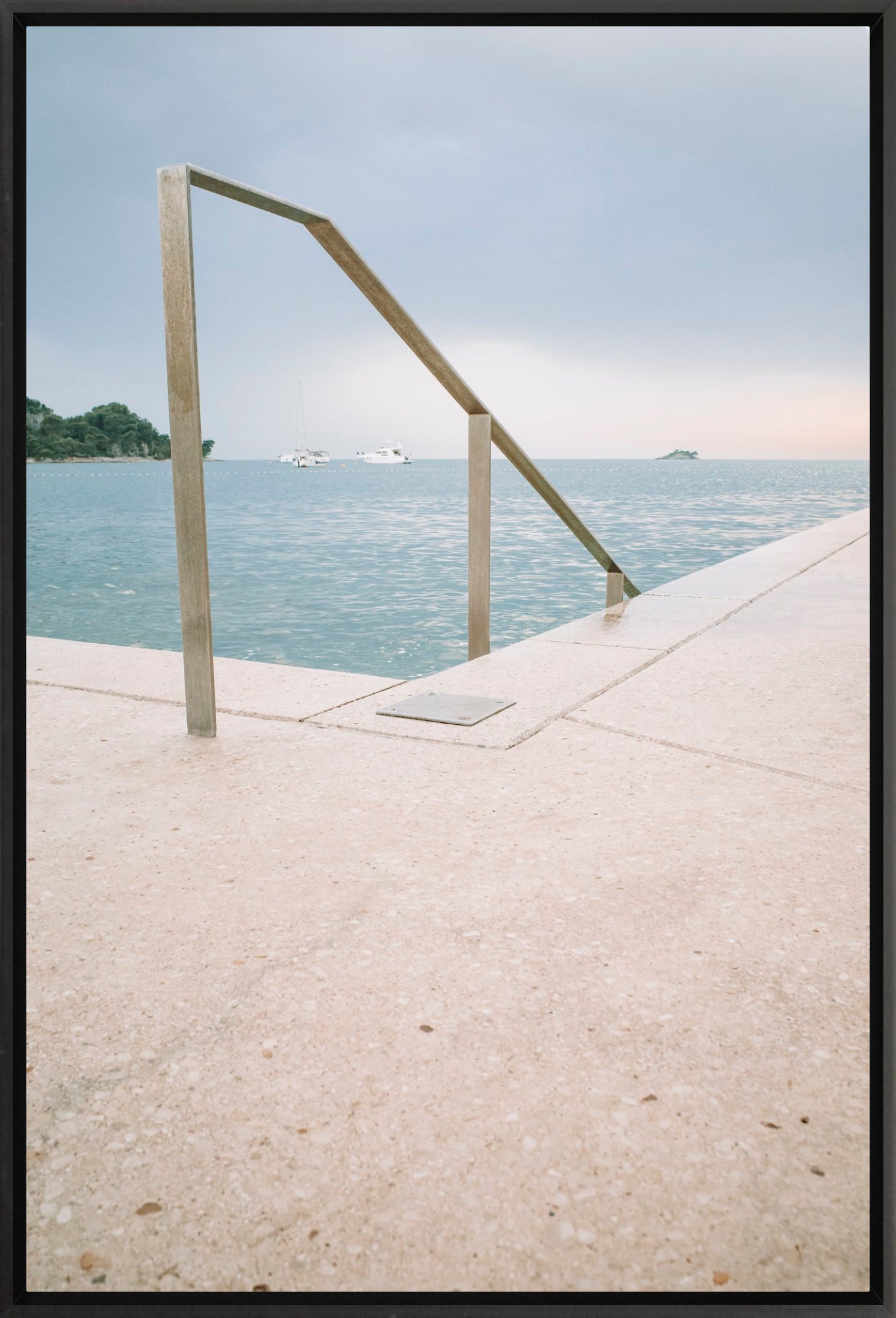 #Framed Canvas_16x24"_Black