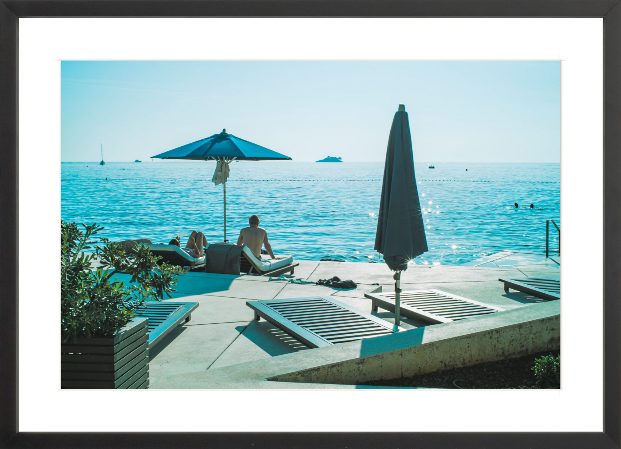 #Framed Print_24x16"_Black