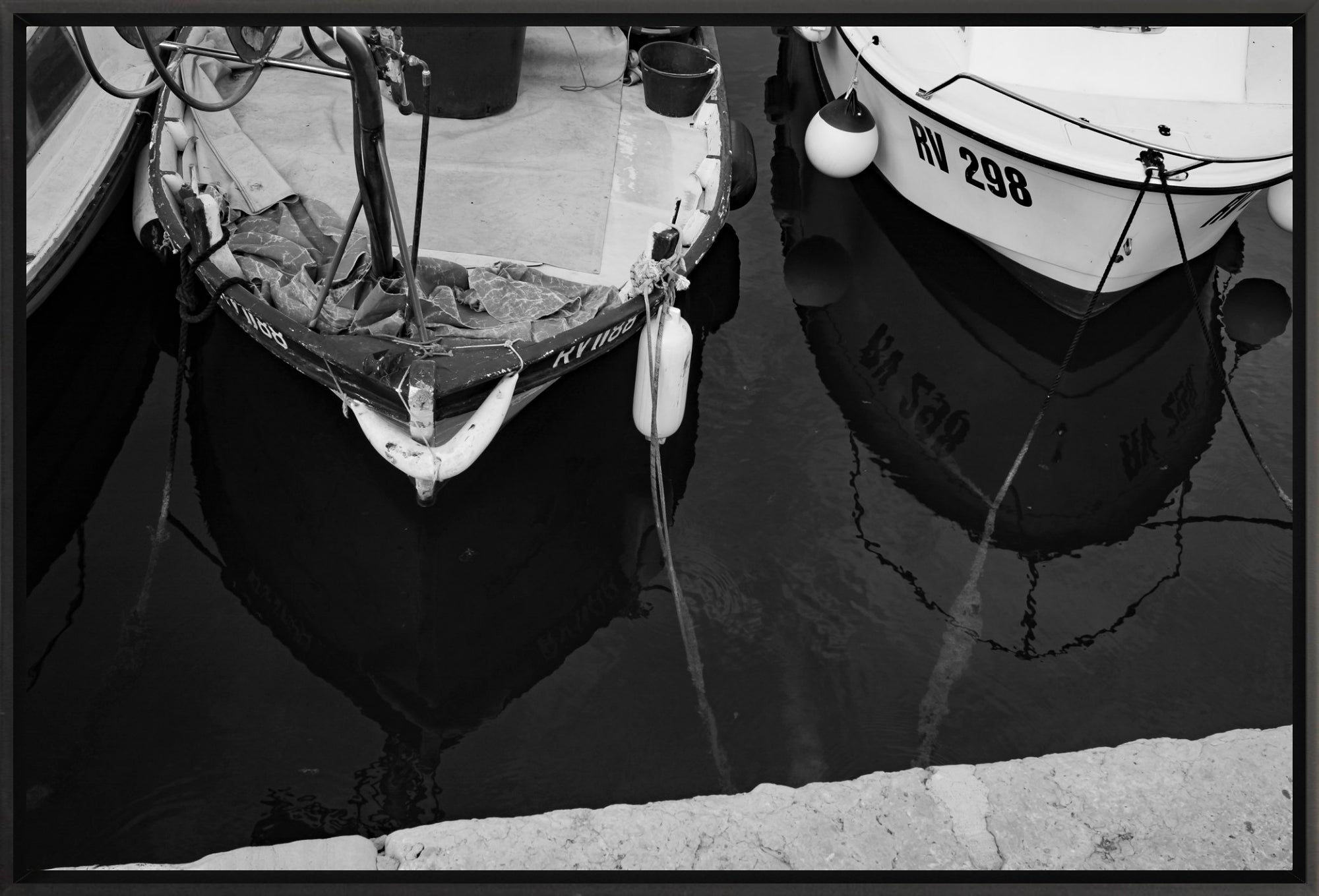 #Framed Canvas_24x16"_Black