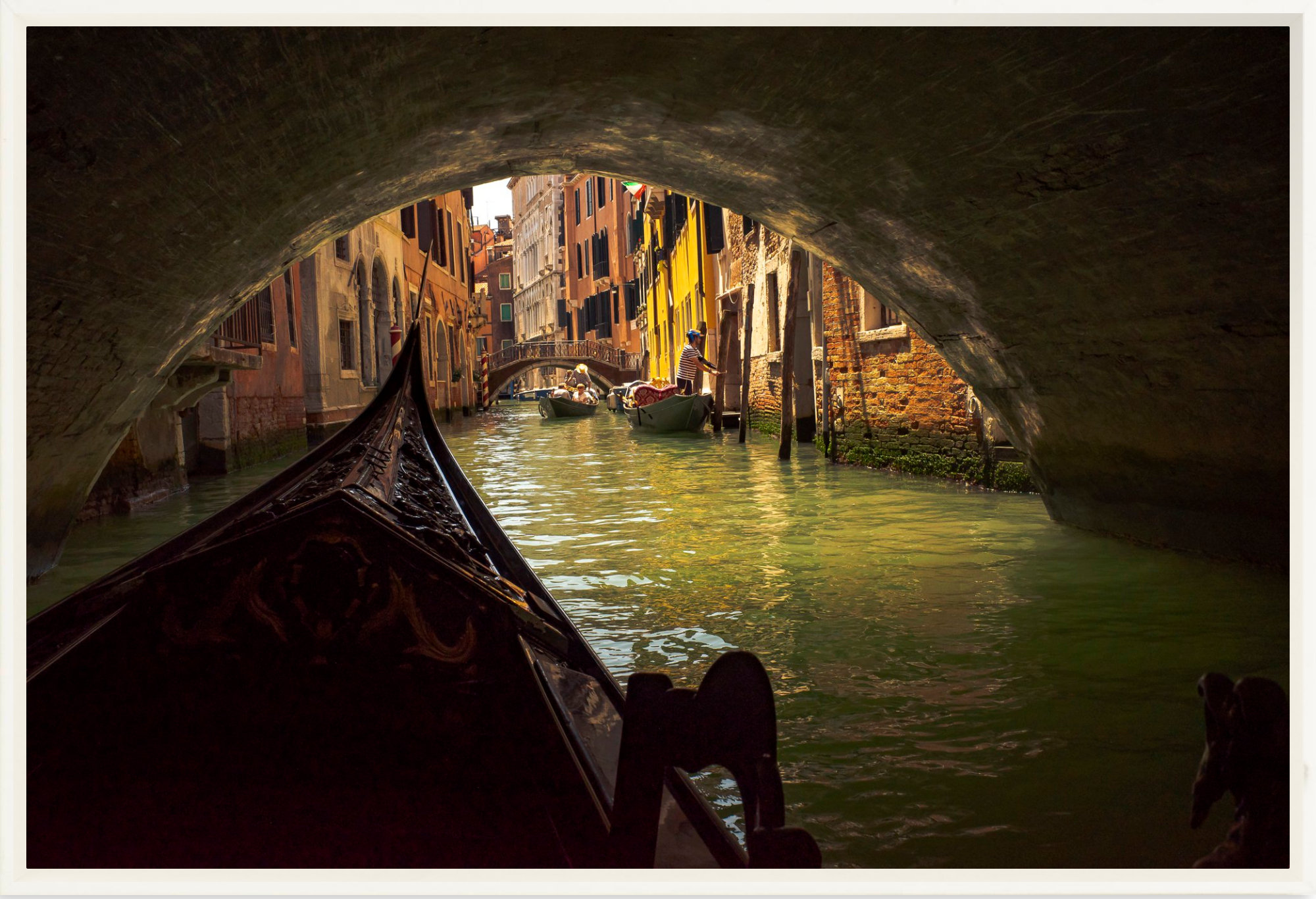 #Framed Canvas_24x16”_White