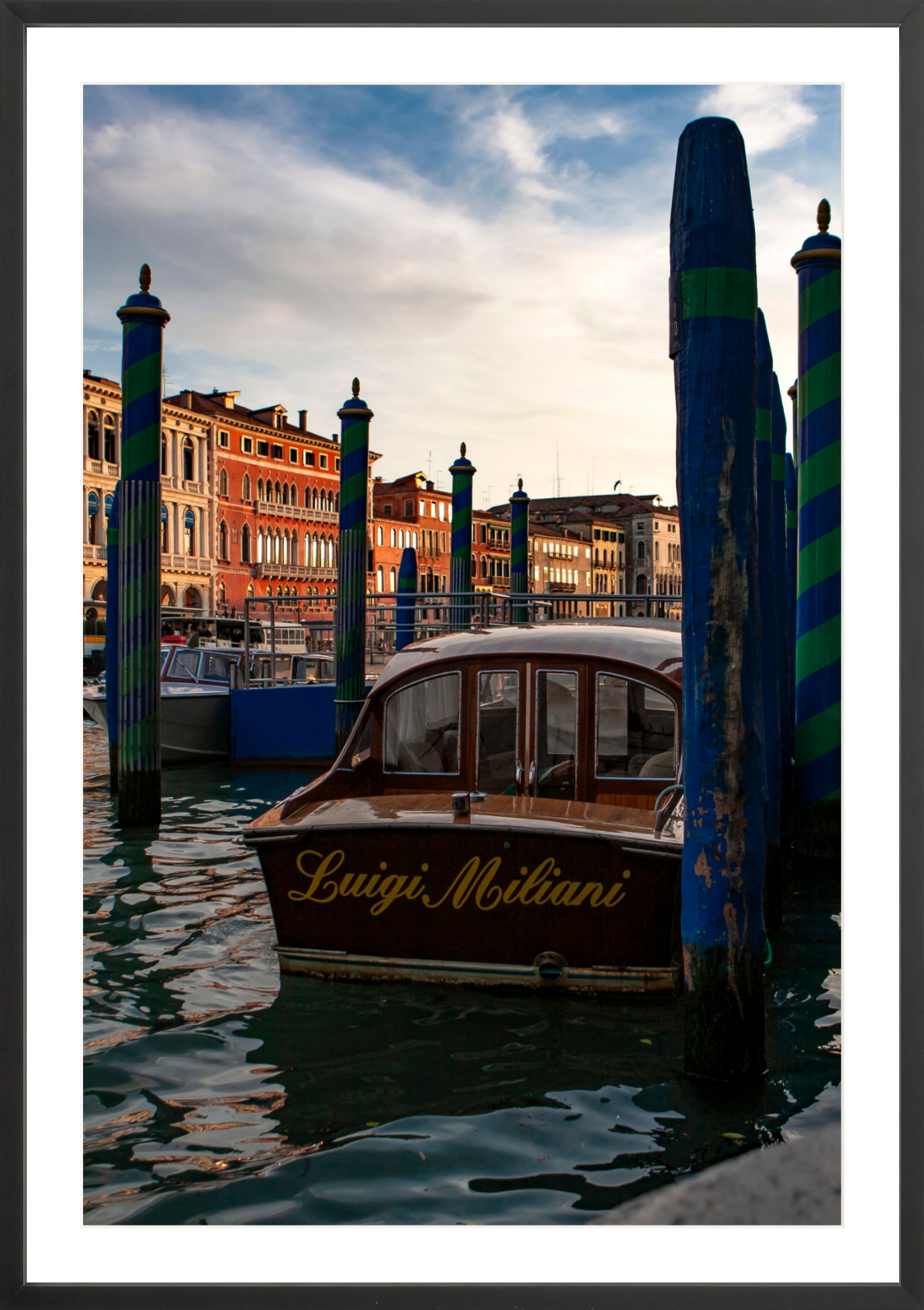 #Framed Print_24x36"_Black