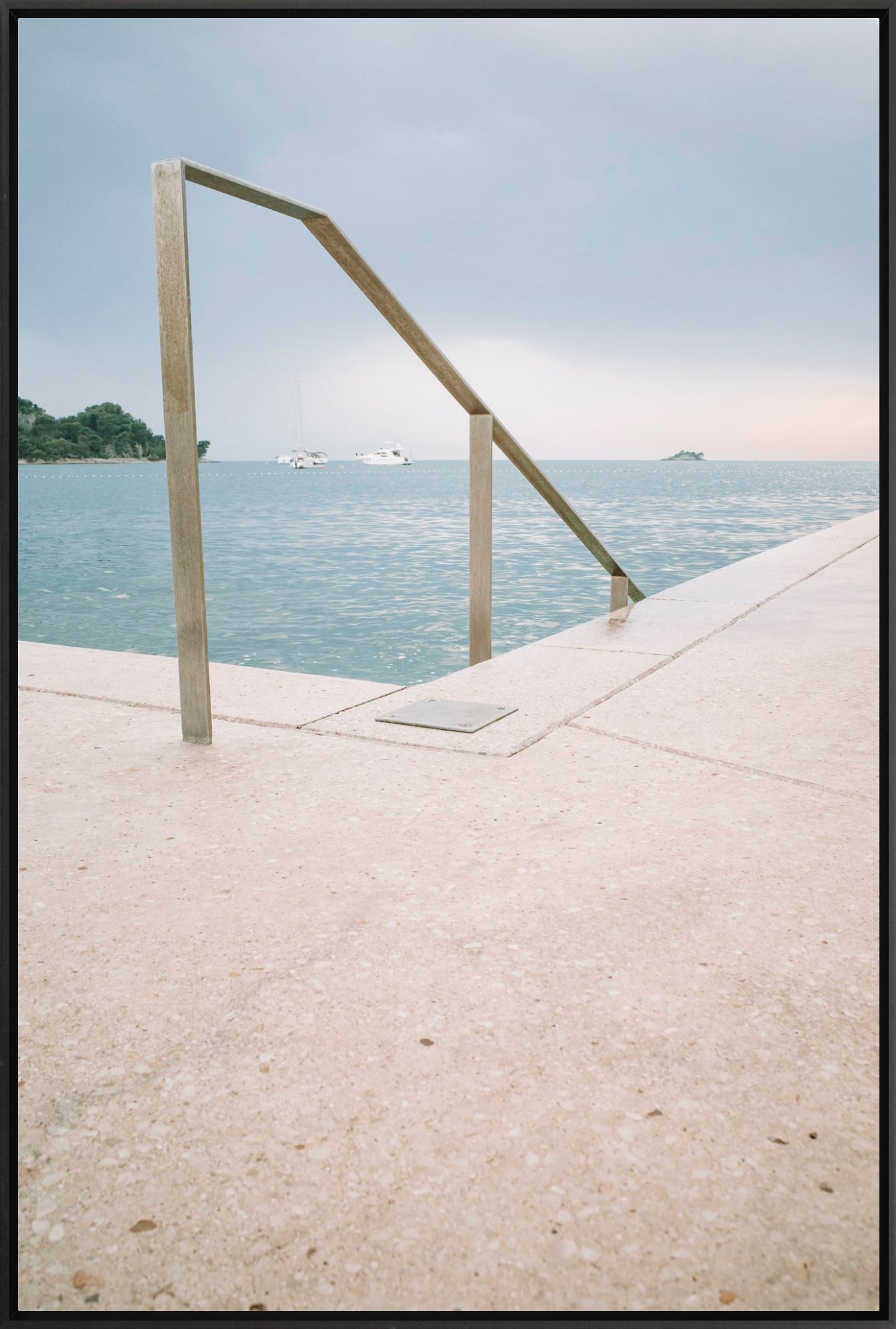 #Framed Canvas_24x36"_Black