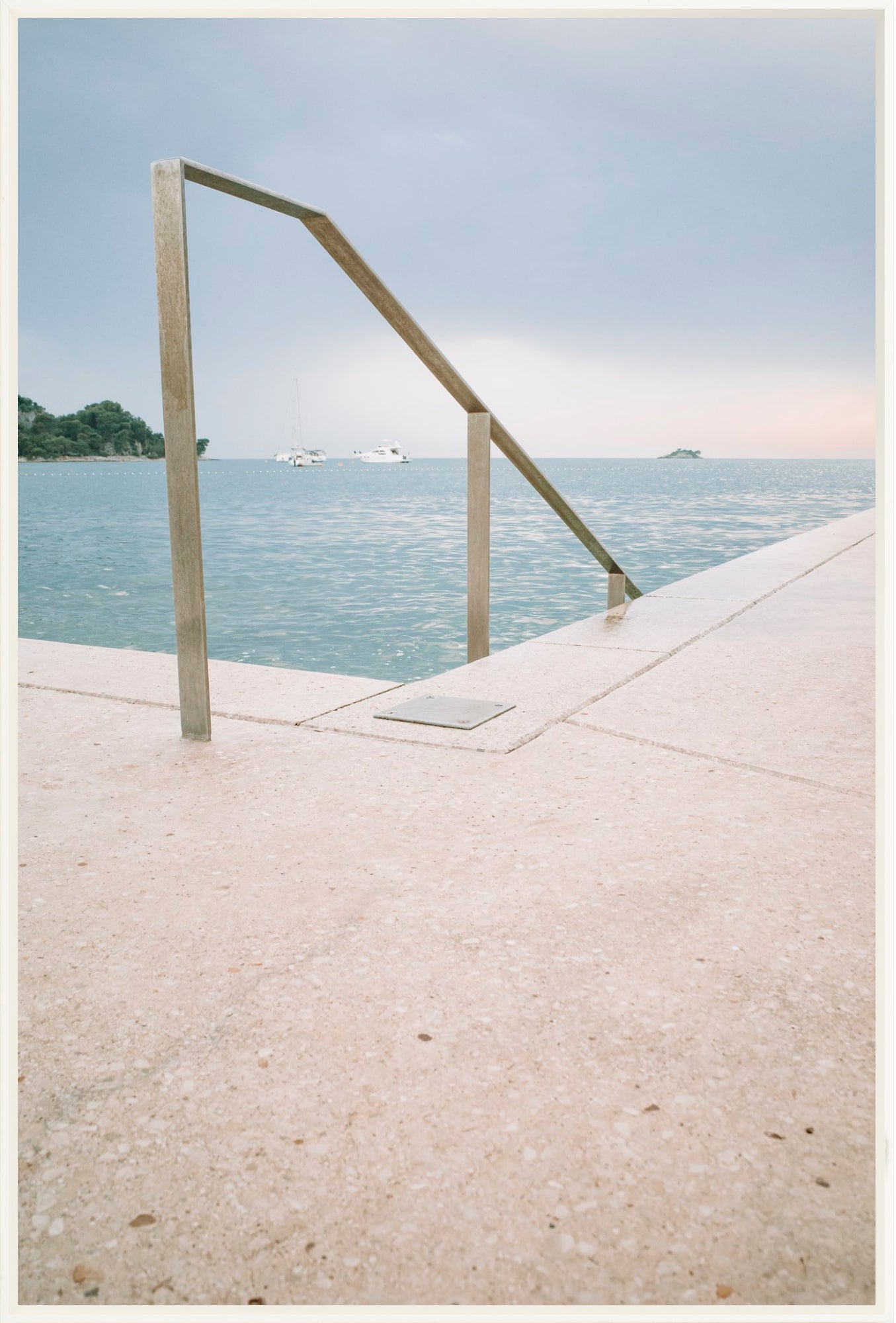 #Framed Canvas_24x36"_White