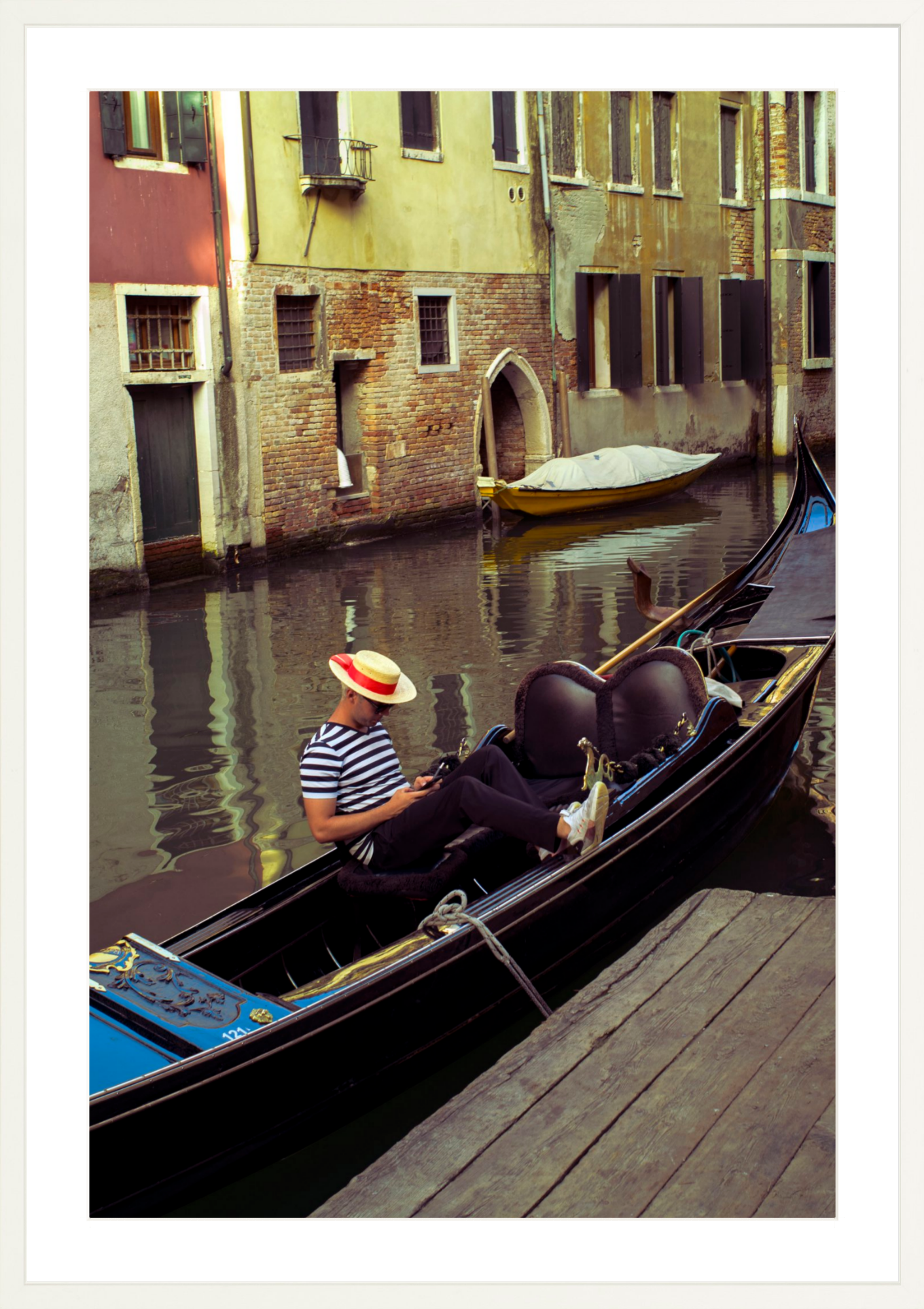 #Framed Print_24x36"_White