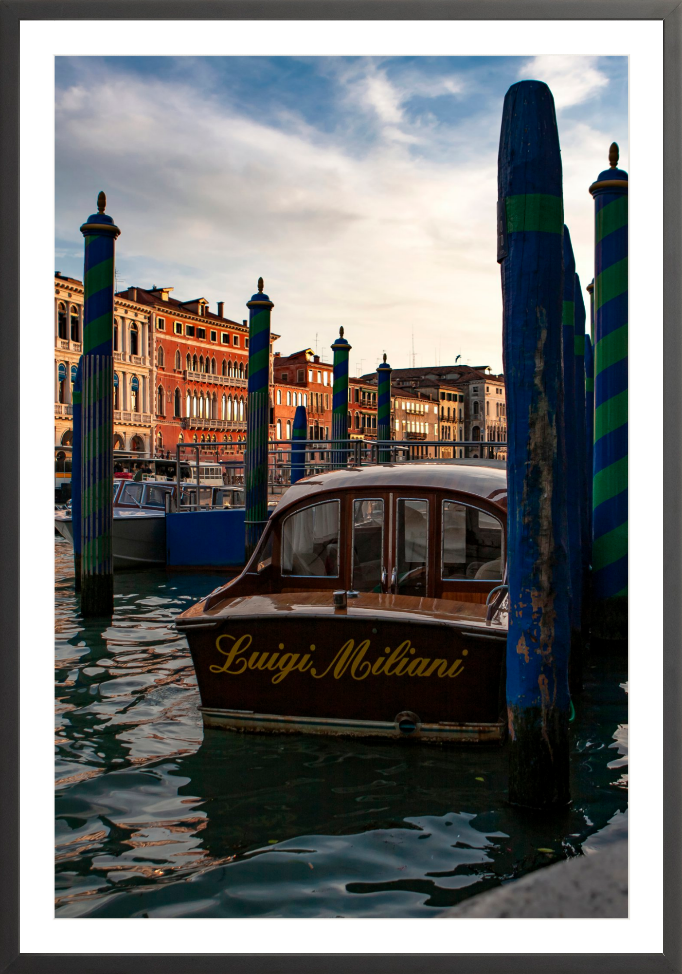 #Framed Print_30x45"_Black