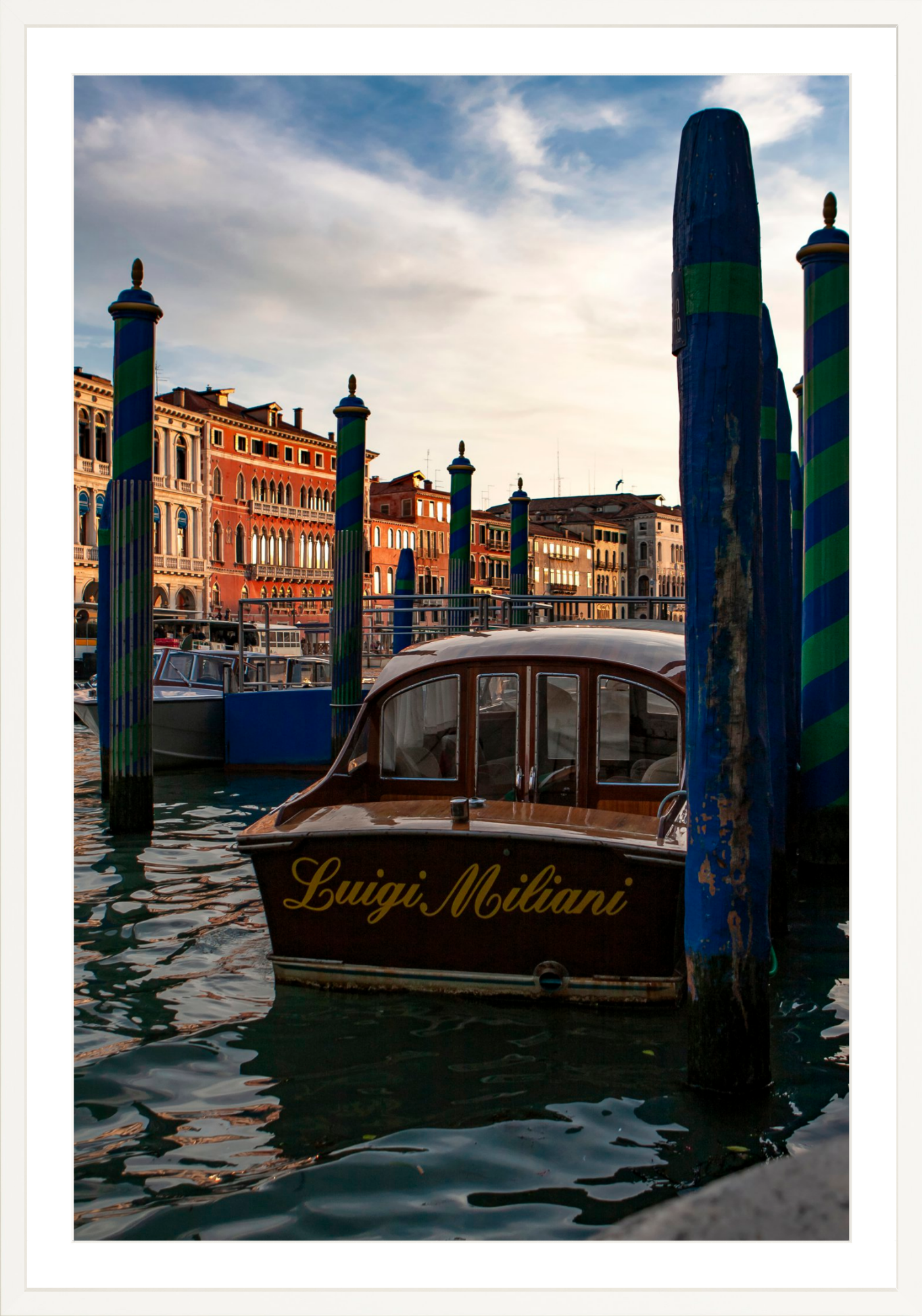 #Framed Print_30x45"_White