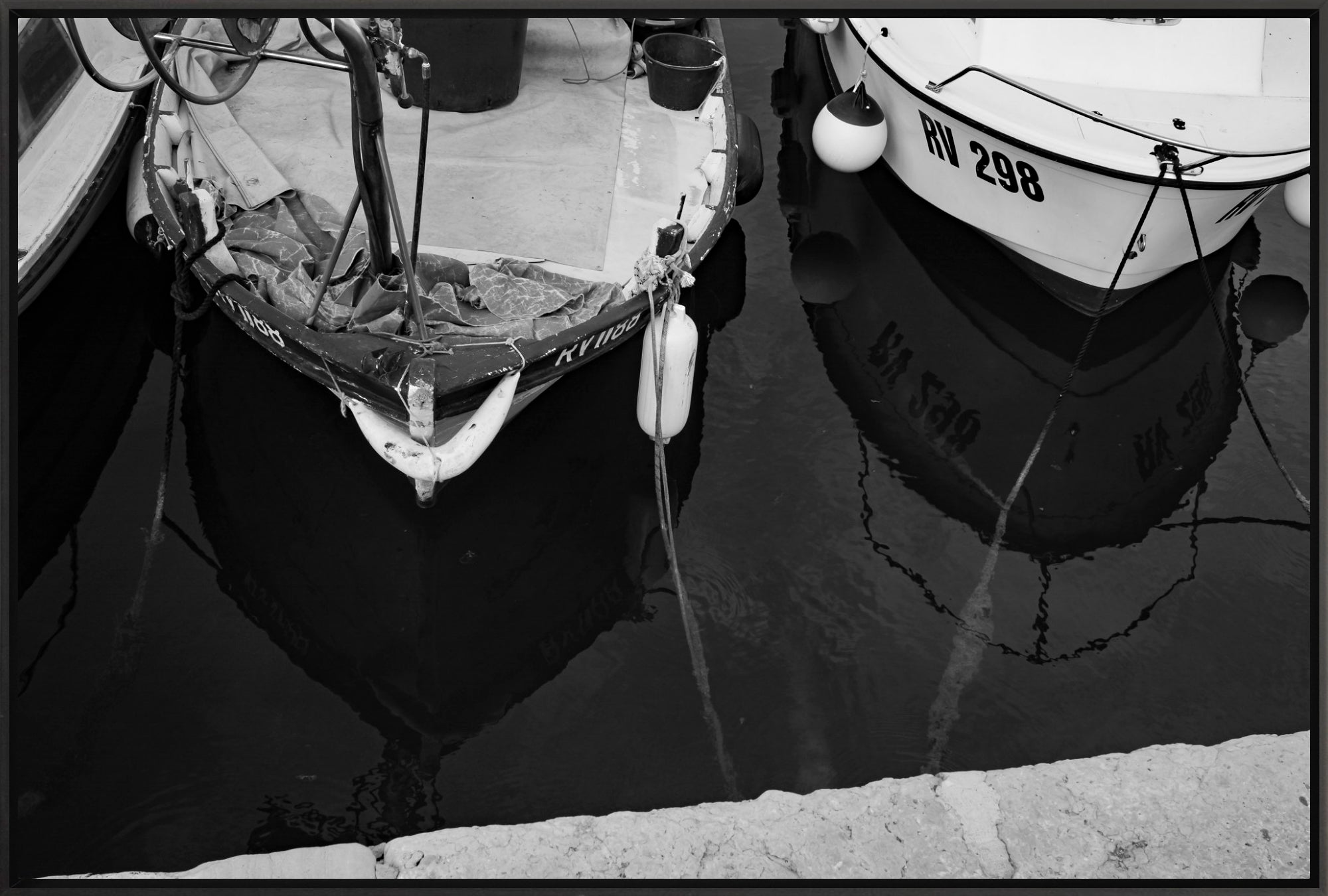 #Framed Canvas_36x24"_Black