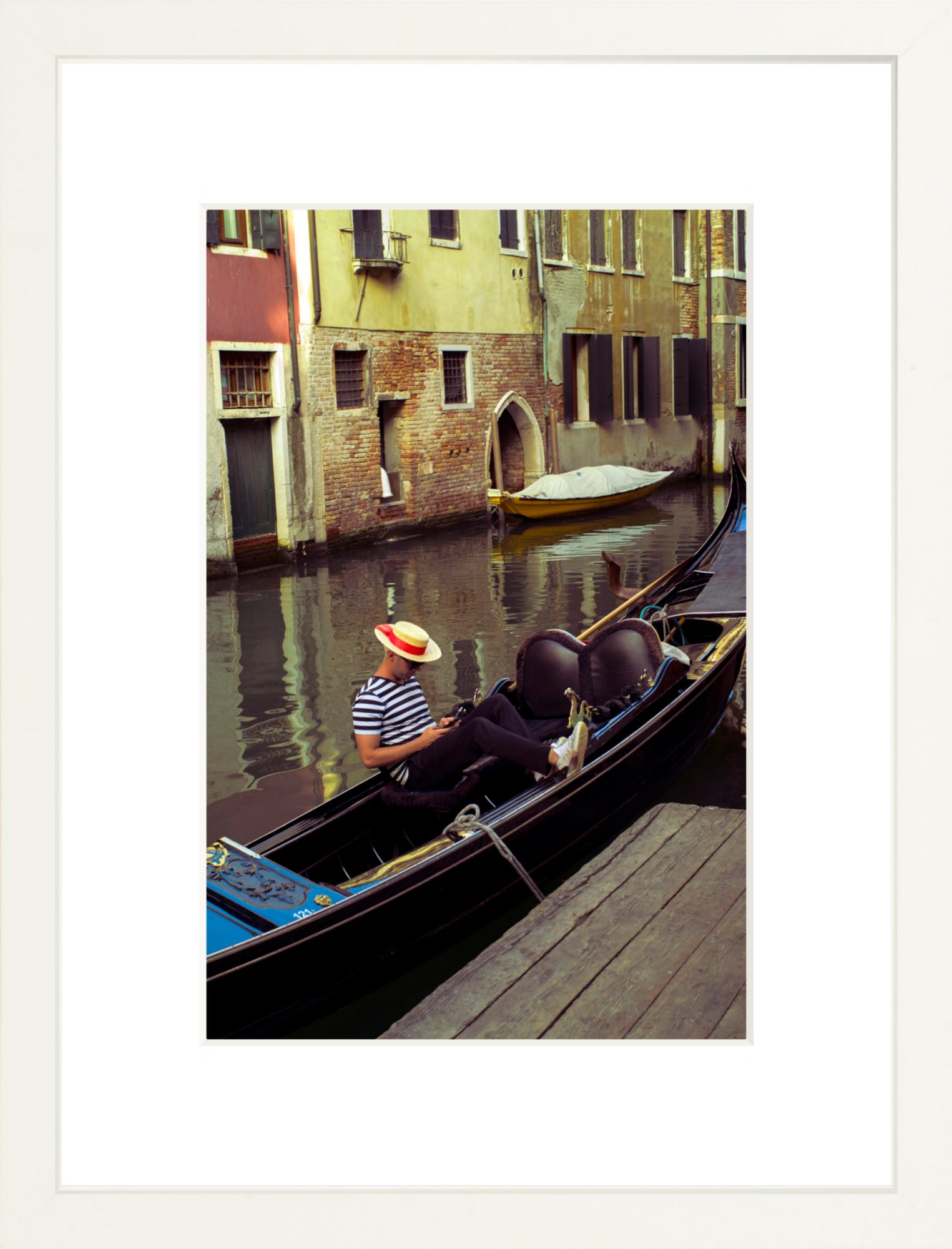 #Framed Print_8x12"_White
