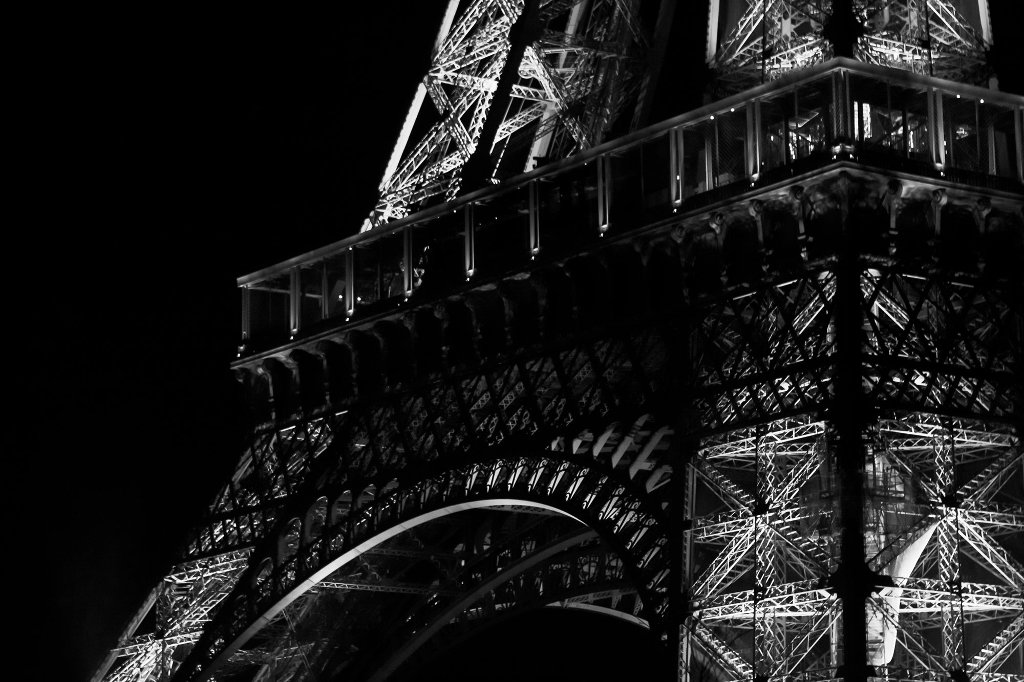 Eiffel 12