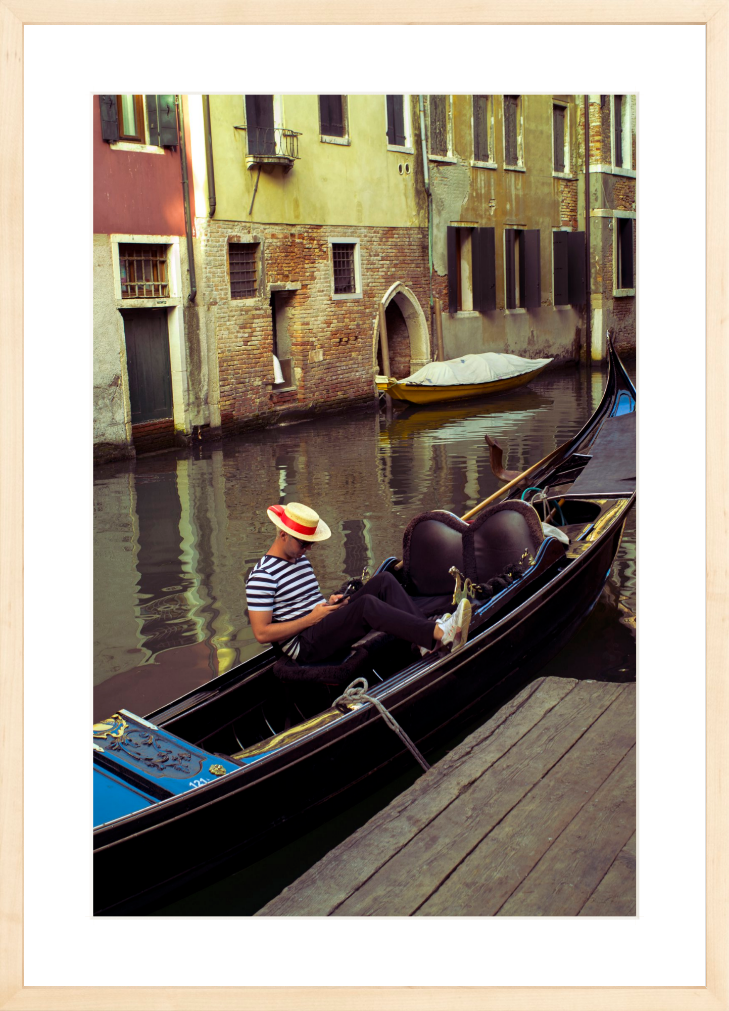 #Framed Print_16x24"_Natural