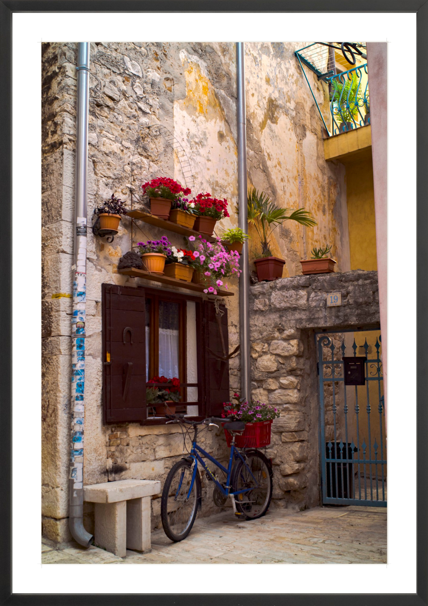 #Framed Print_24x36"_Black