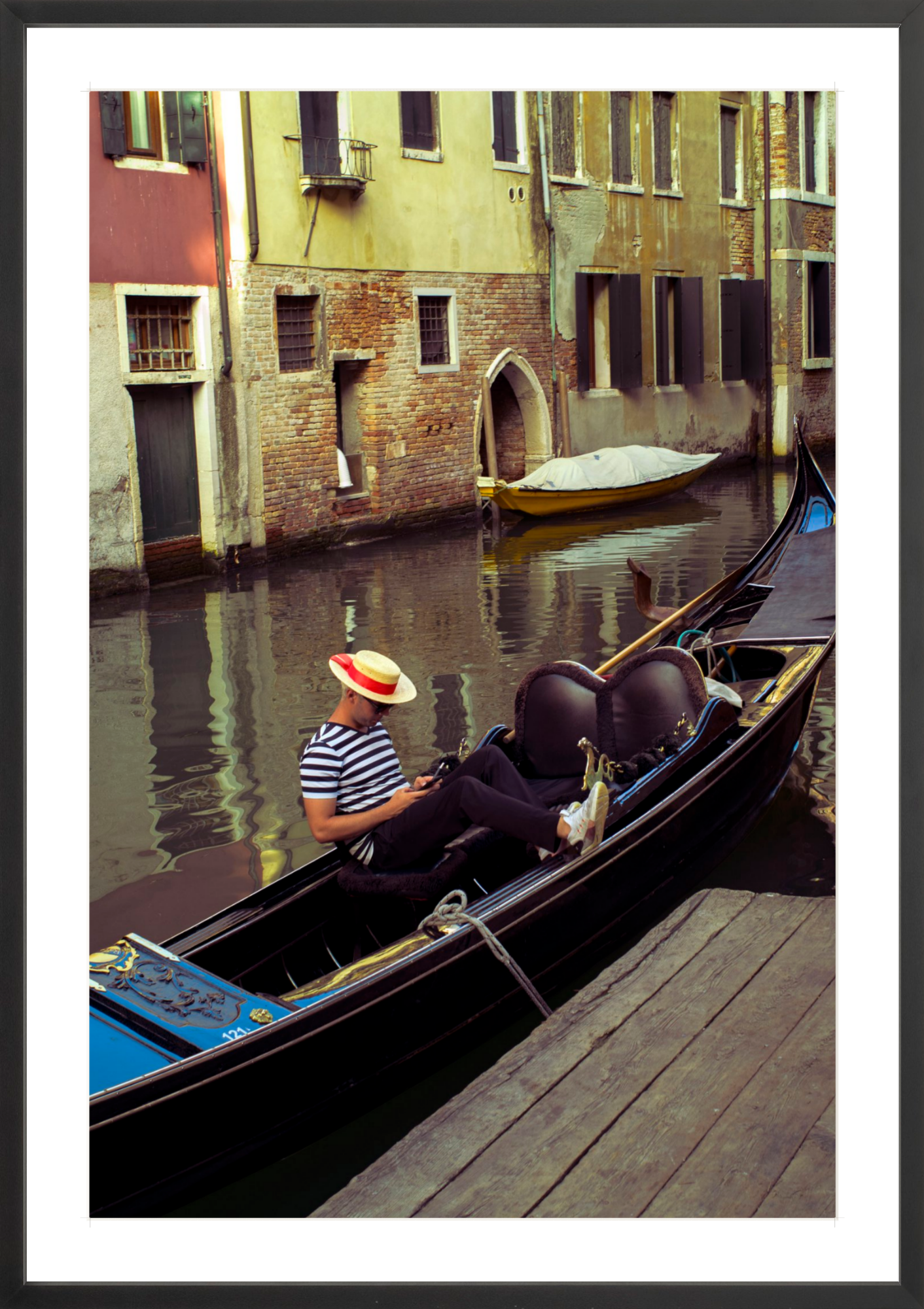 #Framed Print_24x36"_Black