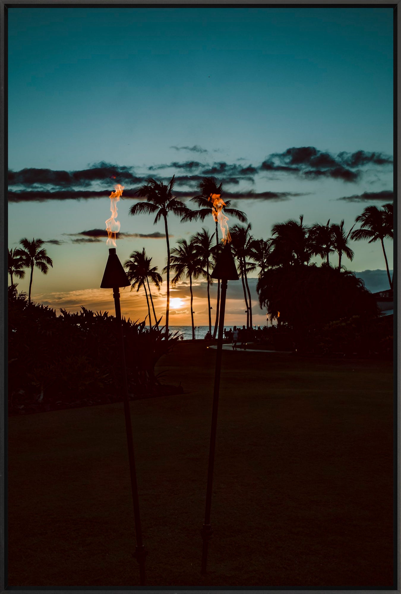 #Framed Canvas_24x36"_Black