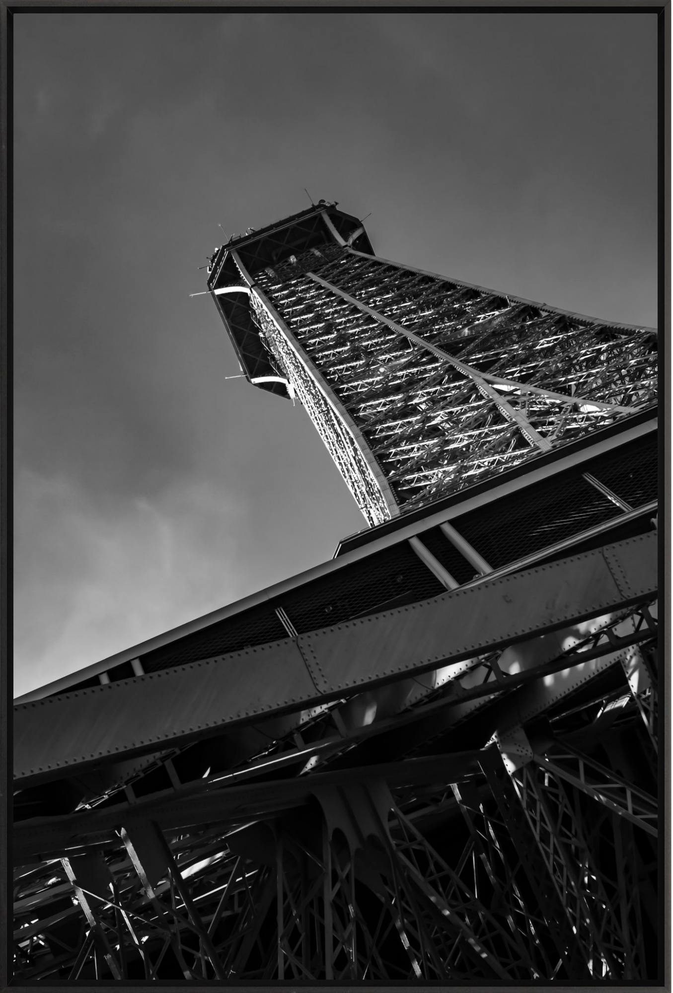 #Framed Canvas_24x36"_Black