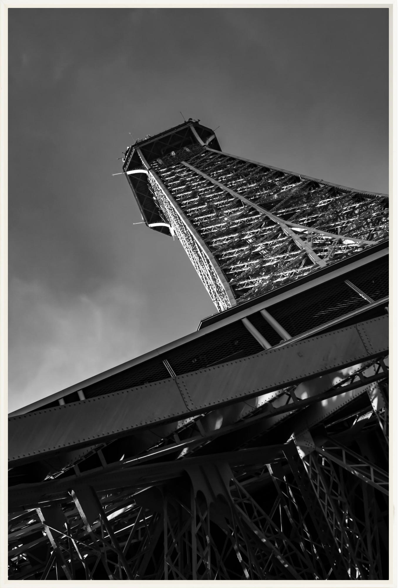 #Framed Canvas_24x36"_White