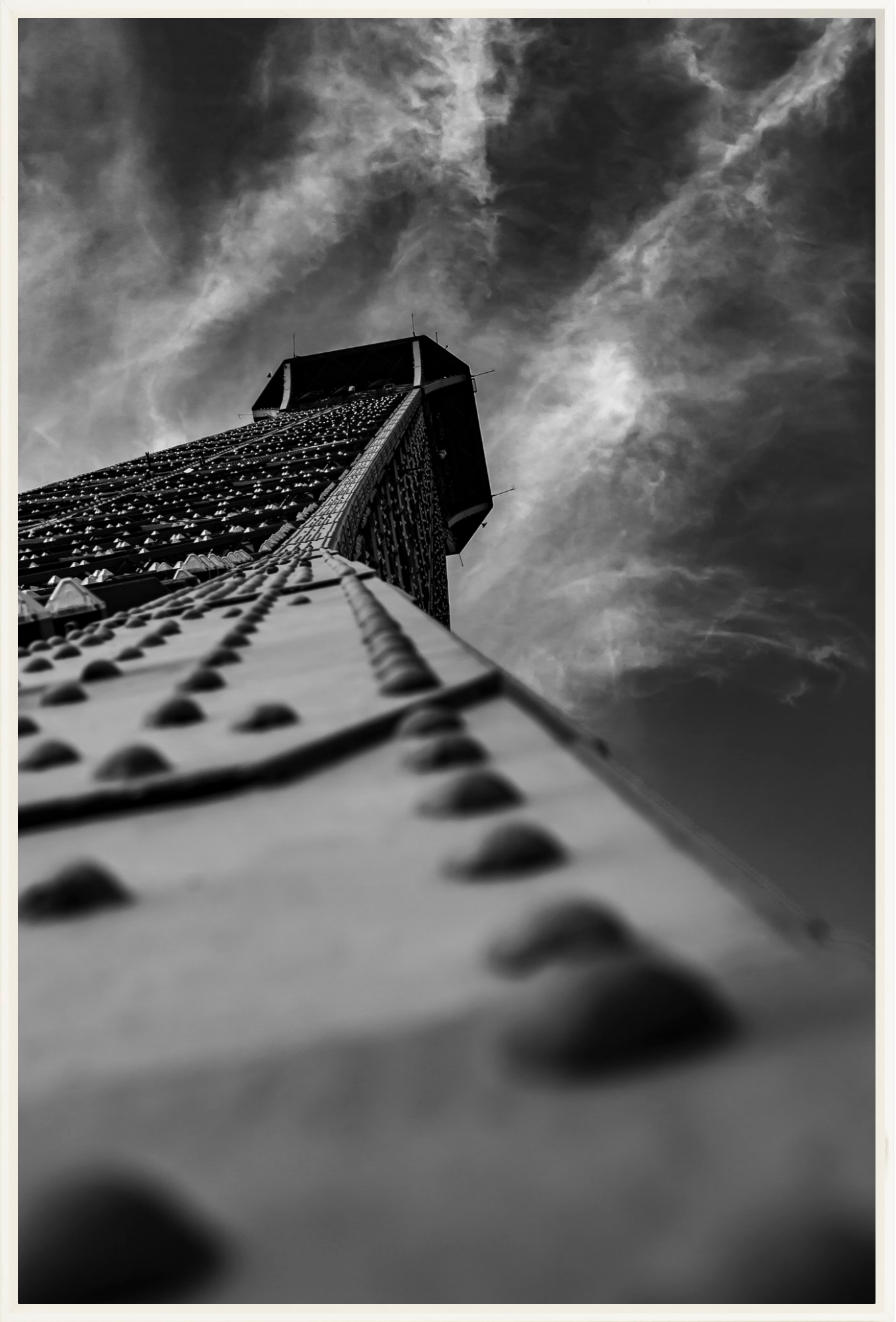 #Framed Canvas_24x36"_White