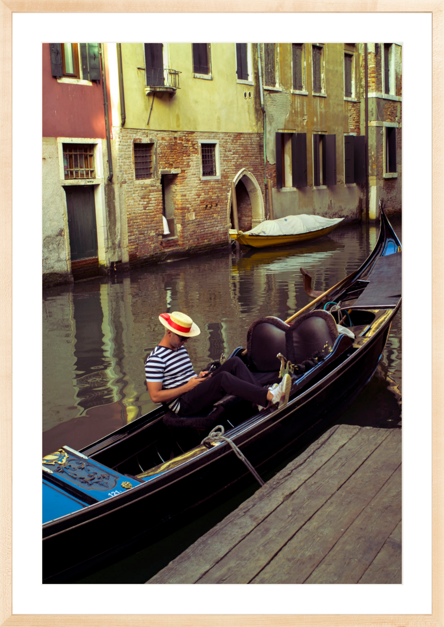 #Framed Print_24x36"_Natural