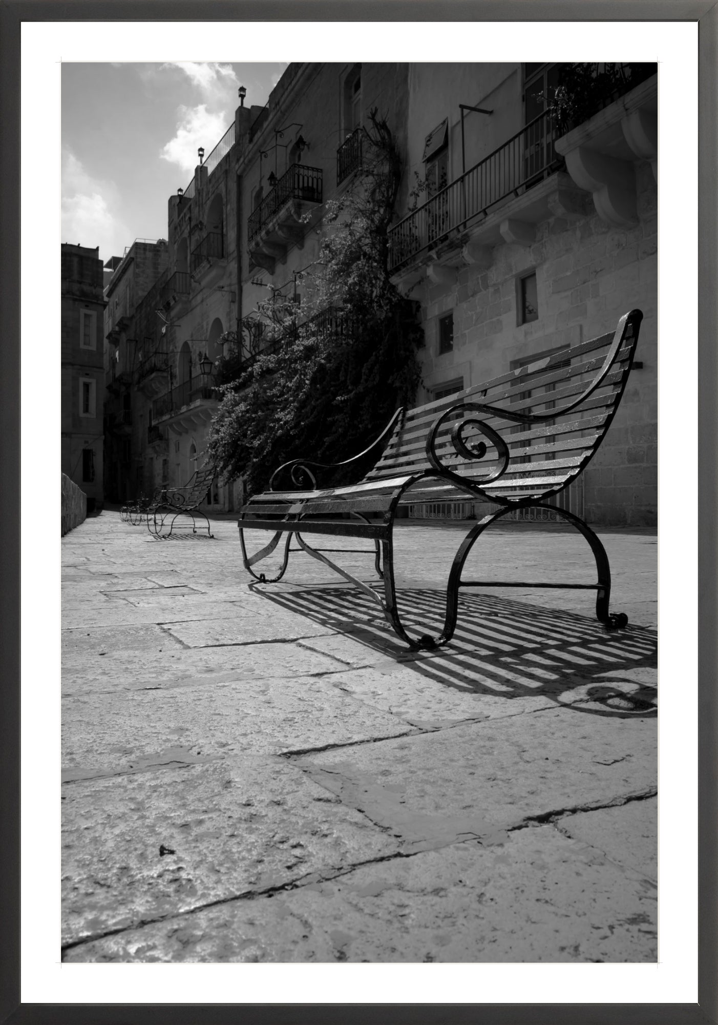 #Framed Print_40x60"_Black