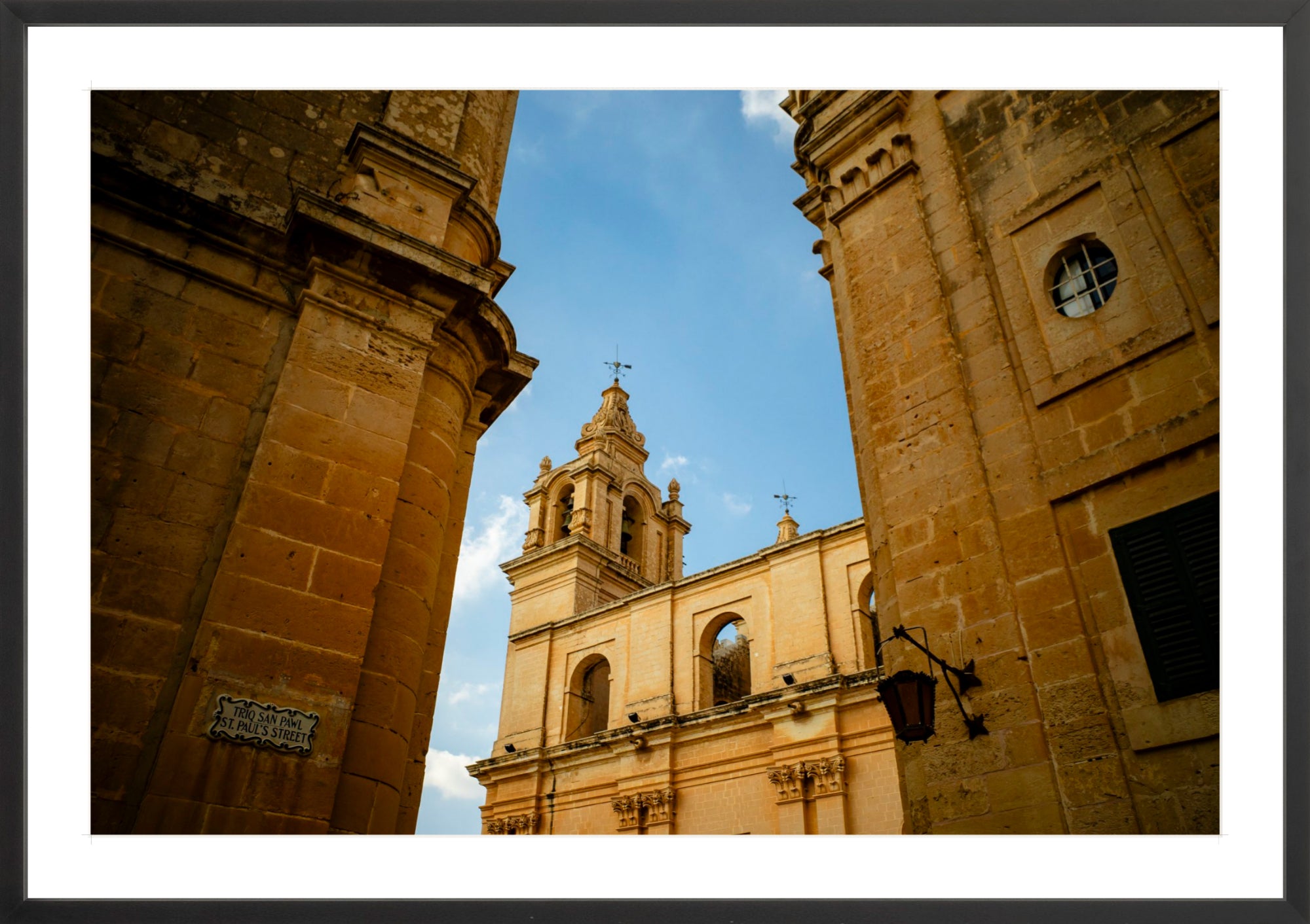 #Framed Print_36x24"_Black