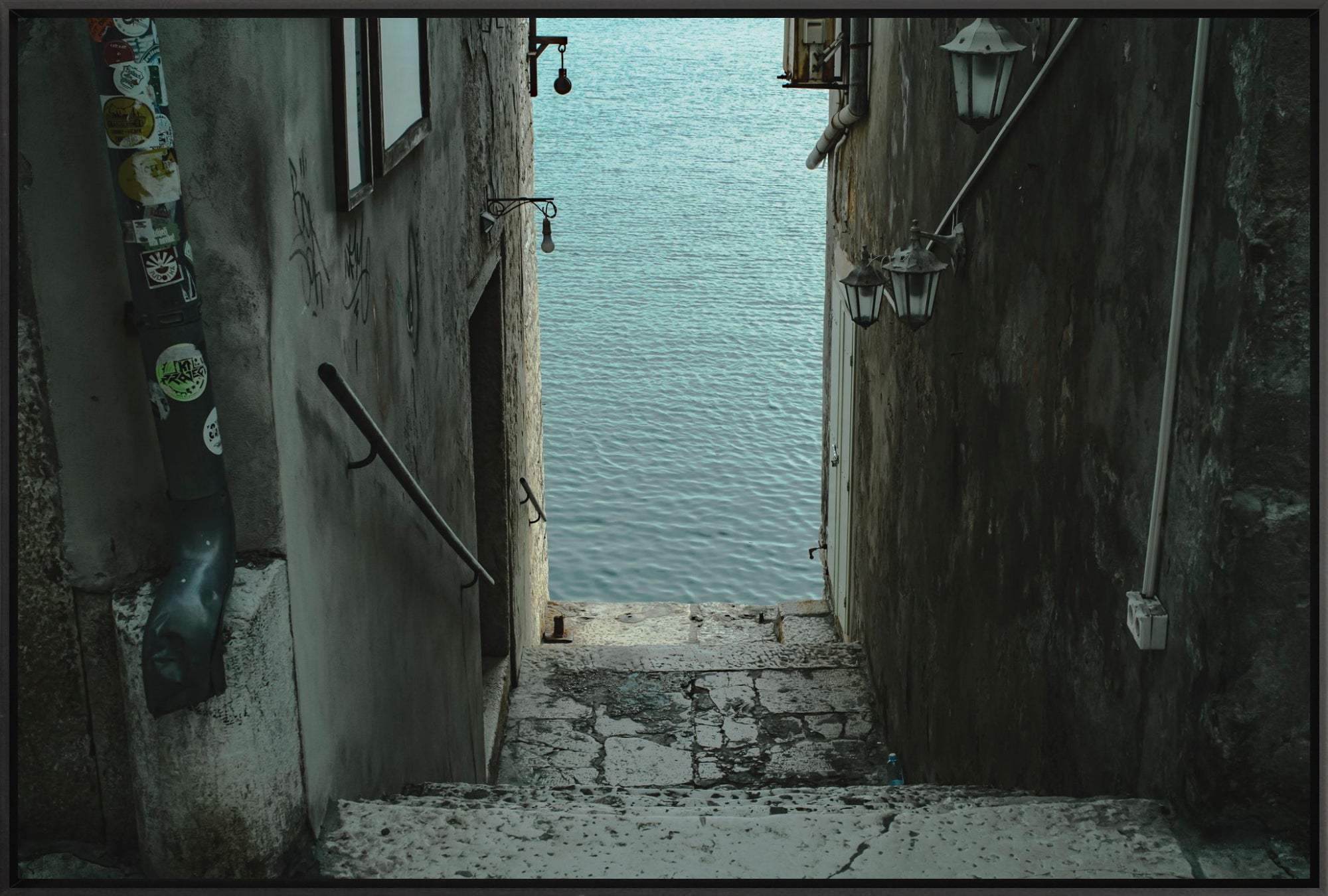 #Framed Canvas_36x24"_Black