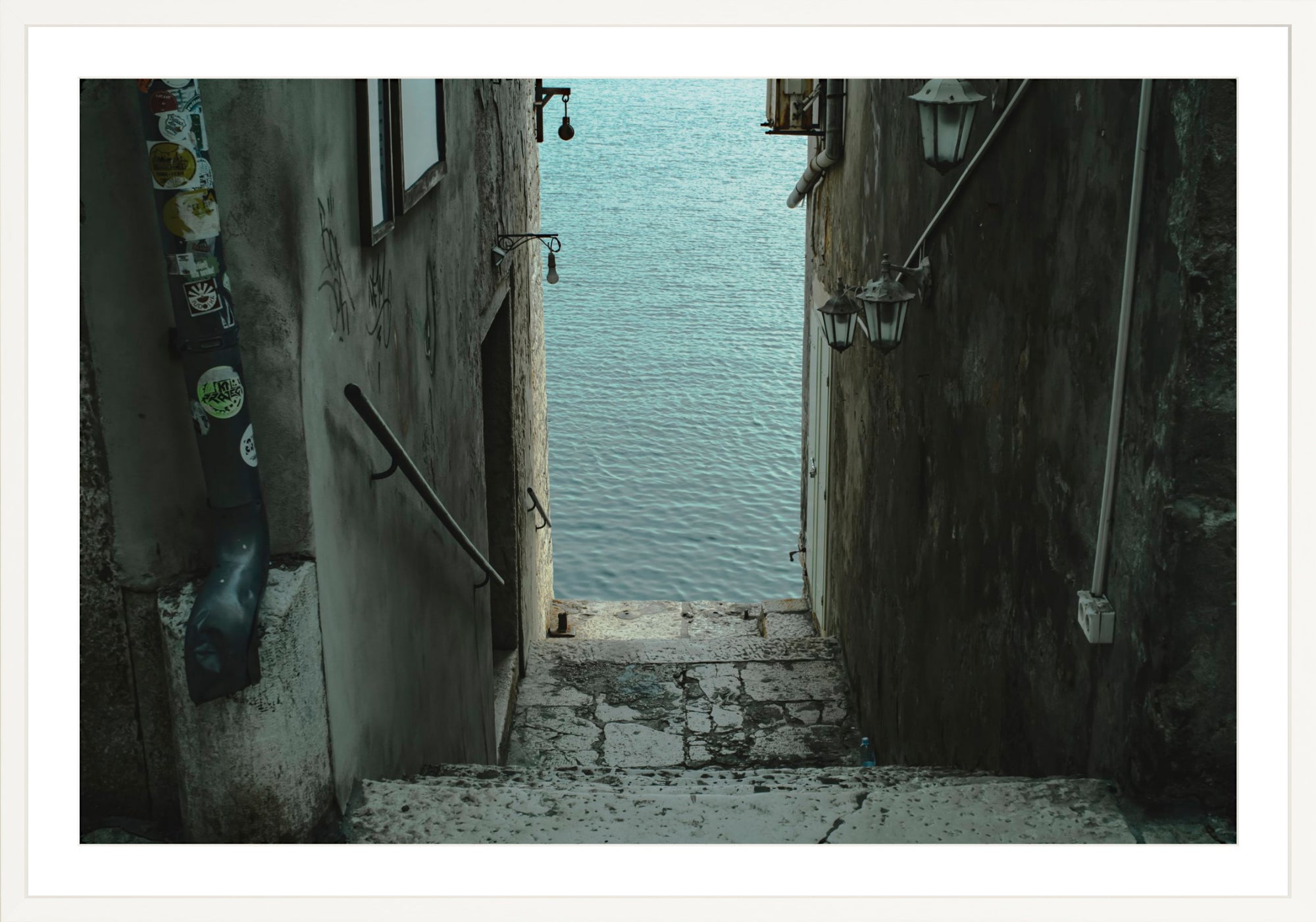 #Framed Print_60x40"_White